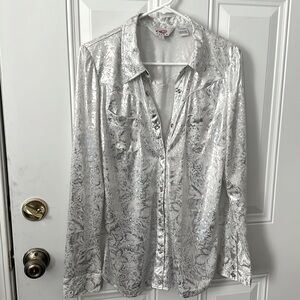 Roper Equestrian Silver Blouse with Long Sleeves and Lustrous Iridescent Finish